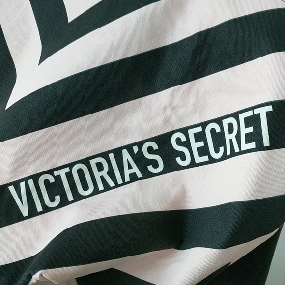 Victoria's Secret tote - Picture 3 of 8